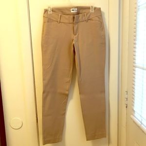 Old Navy Pants. Mid Rise Pixie Skinny Ankle